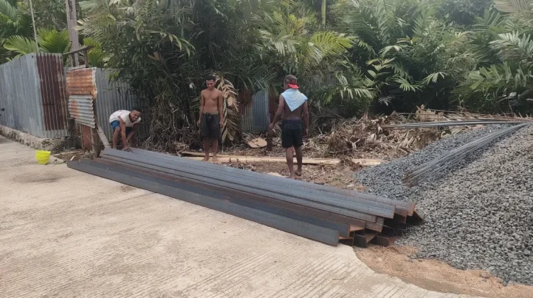 Antusias Warga Klatifi Sambut Pembangunan Jembatan Perintis Garuda Tahap IV