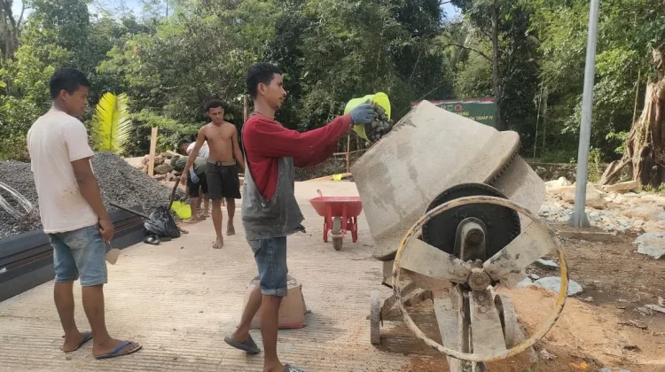 Antusias Warga Klatifi Sambut Pembangunan Jembatan Perintis Garuda Tahap IV
