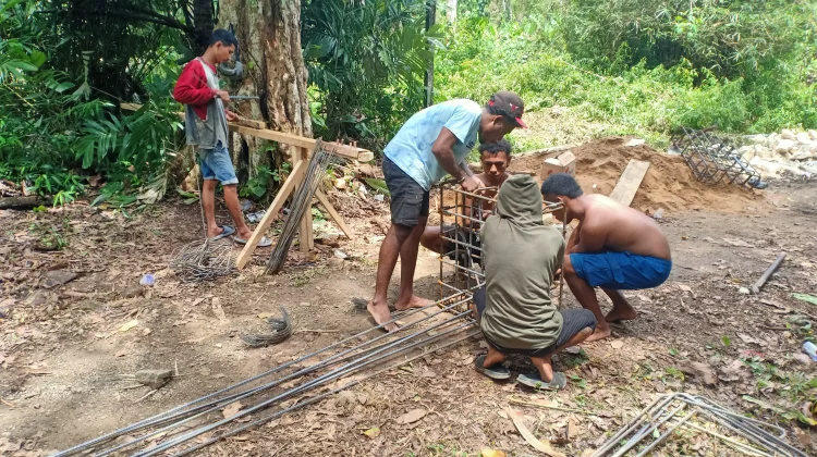 Antusias Warga Klatifi Sambut Pembangunan Jembatan Perintis Garuda Tahap IV
