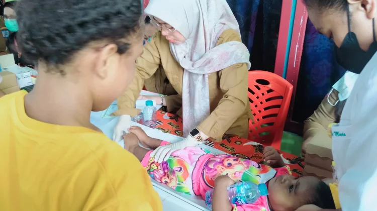 Temukan Kasus Difteri, Dinkes Kota Sorong Lakukan Imunisasi Massal