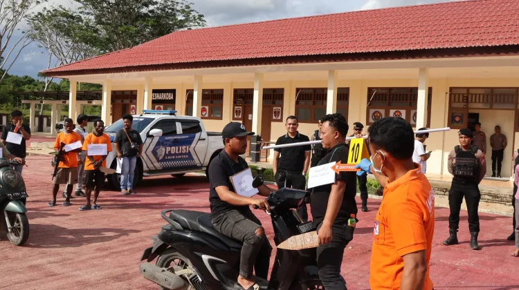 Polda PBD Gelar Rekonstruksi Kasus Pembunuhan Berencana di Tambrauw