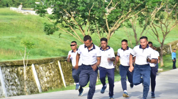Jumat Ceria Penuh Semangat, Denmako Pasmar 3 Wujudkan Prajurit Sehat dan Siap Tugas