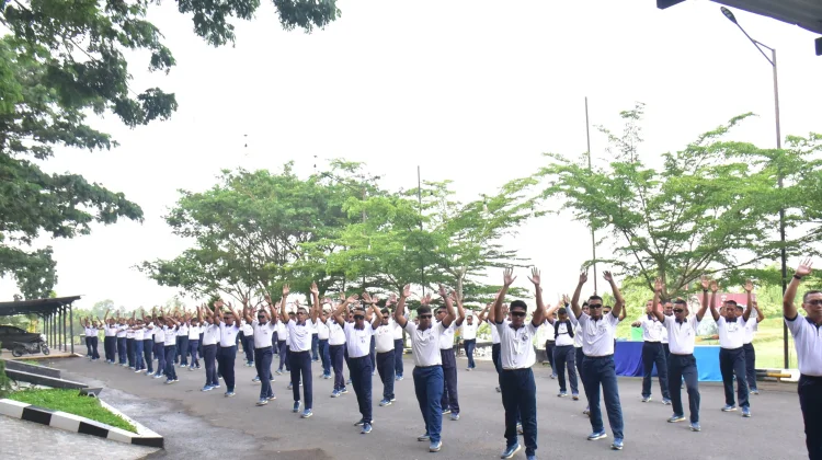Jumat Ceria Penuh Semangat, Denmako Pasmar 3 Wujudkan Prajurit Sehat dan Siap Tugas