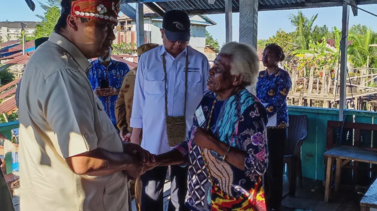 Menteri PKP Maruarar Sirait Kunjungi Kawasan Kumuh Malawei Kota Sorong