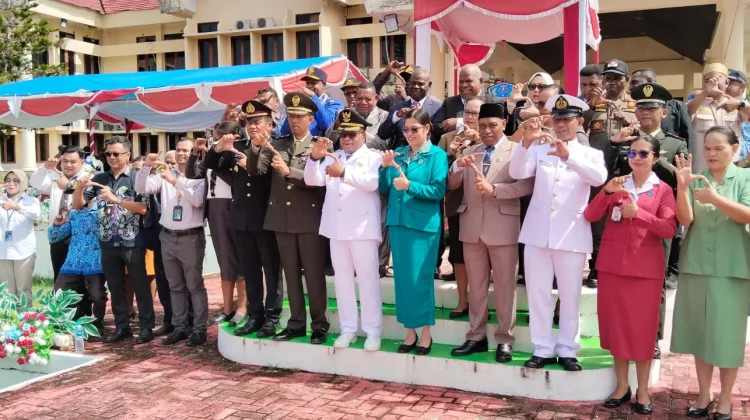 Upacara Peringatan Hari Otonomi Daerah di Kabupaten Sorong Selatan
