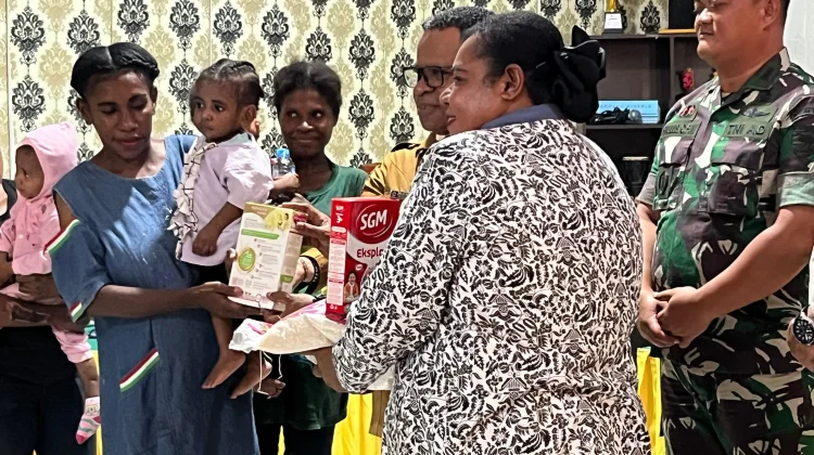 Pengurus Cabang IBI Sorong Selatan Menggelar Bakti Sosial