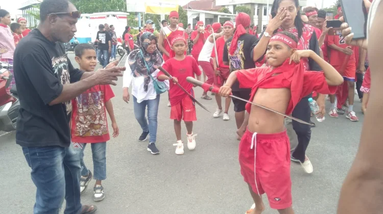 Yakop Kareth Ajak Warga Maluku Tetap Menjaga dan Pererat Ikatan Persaudaraan