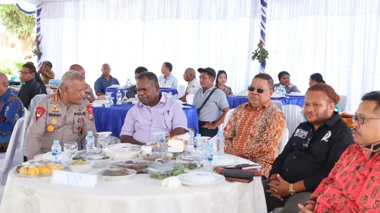 Wakapolda Papua Barat Daya Hadiri Aksi Makan Sumbang