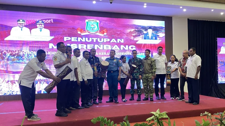 Pj. Sekda Yakob Kareth Tutup Musrenbang 2027
