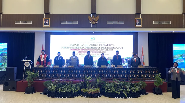 Pelantikan Wakil Ketua III DPRP Papua Barat Daya