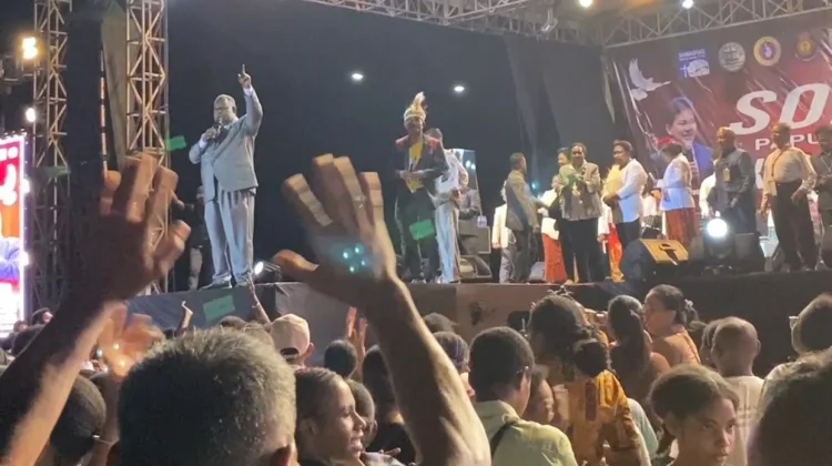 Ribuan Umat Kristiani Hadiri KKR Oikumene se-Papua Barat Daya