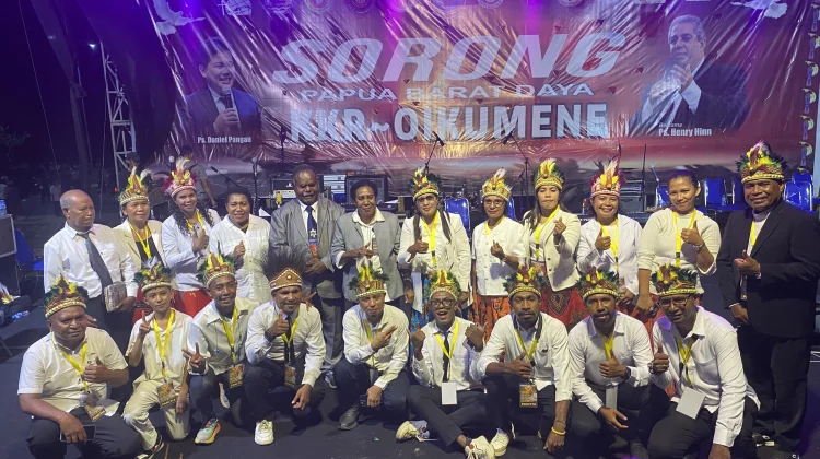 Ribuan Umat Kristiani Hadiri KKR Oikumene se-Papua Barat Daya