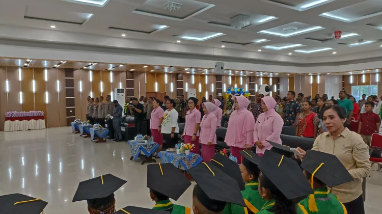 Penamatan Peserta Didik TK Kemala Bhayangkari 12 Teminabuan