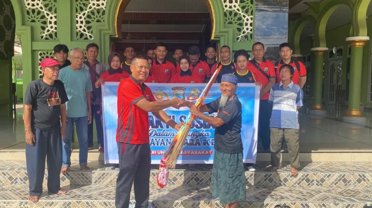 Sambut HUT ke-80 Bhayangkara, Polda PBD Selenggarakan Baksos di Tempat Ibadah