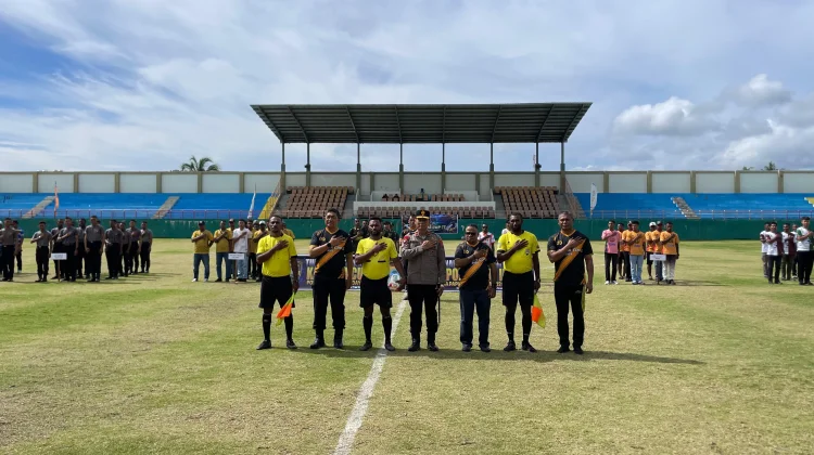 Kapolda PBD Resmi Buka Turnamen Sepak Bola Kapolda Cup II