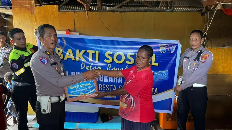 Sambut HUT ke-80 Bhayangkara, Polda PBD Salurkan Bantuan Sembako ke Panti Asuhan