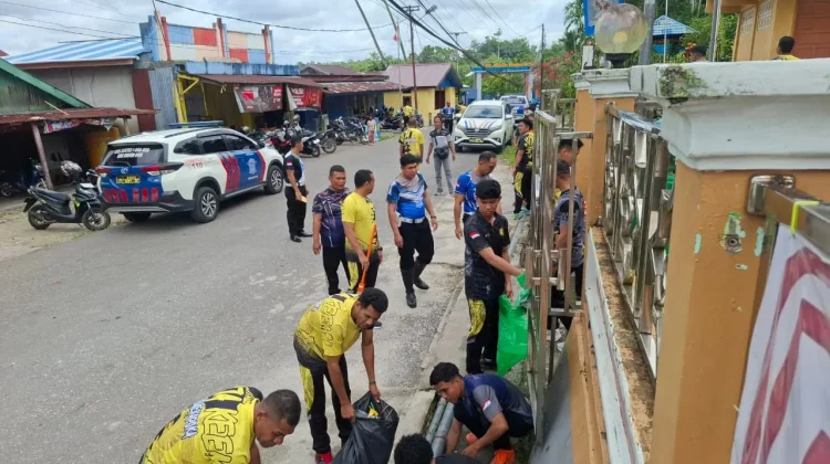Polres Sorong Selatan Gelar Bhakti Religi di Masjid dan Gereja