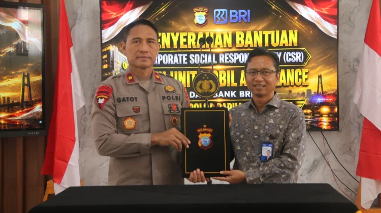 BRI Serahkan Bantuan CSR Mobil Ambulans kepada Polda Papua Barat Daya