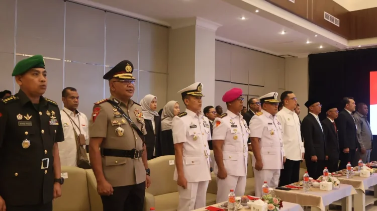 Wakapolda PBD Hadiri Rapat Paripurna Penyerahan LHP LKPD