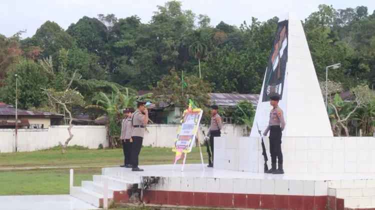 Kapolda PBD Pimpin Upacara Ziarah Rombongan di TMP