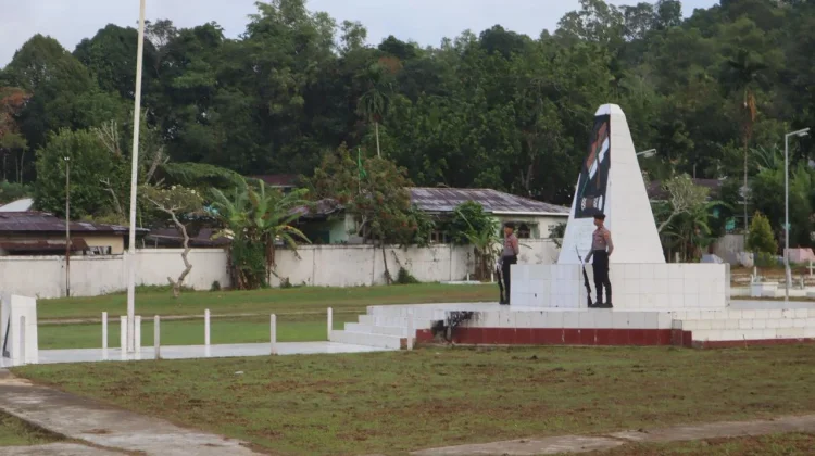 Kapolda PBD Pimpin Upacara Ziarah Rombongan di TMP