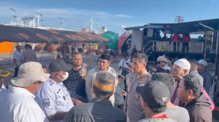 Sat Brimob Polda PBD Gerak Cepat Bantu Korban Bencana Kebakaran