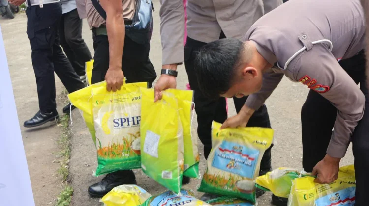 Sambut Hari Bhayangkara ke-80, Polda PBD Laksanakan Anjangsana dan Baksos