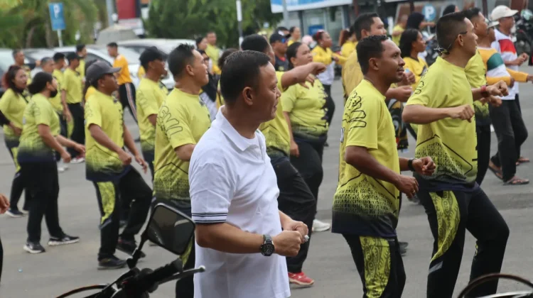 Polresta Sorong Kota Gelar Olahraga Bersama Masyarakat