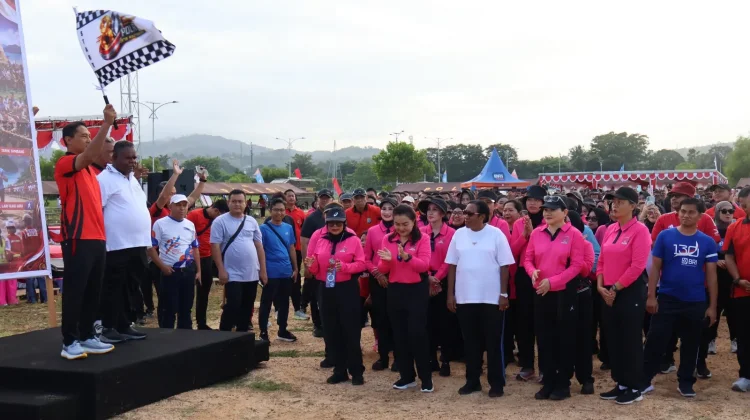 Kapolda PBD Pimpin Jalan Santai dan Olahraga Bersama Meriahkan Hari Bhayangkara