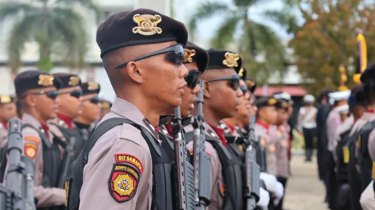Wakapolda Papua Barat Daya Pimpin Upacara Hari Bhayangkara ke-80