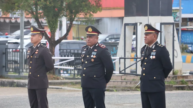 Wakapolda Papua Barat Daya Pimpin Upacara Hari Bhayangkara ke-80