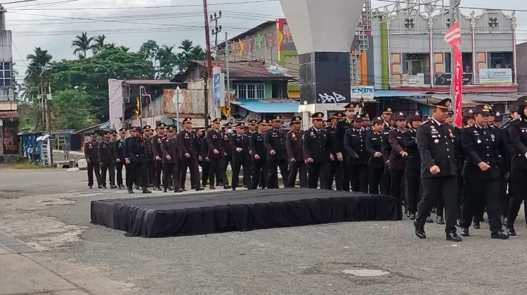Wakapolda Papua Barat Daya Pimpin Upacara Hari Bhayangkara ke-80