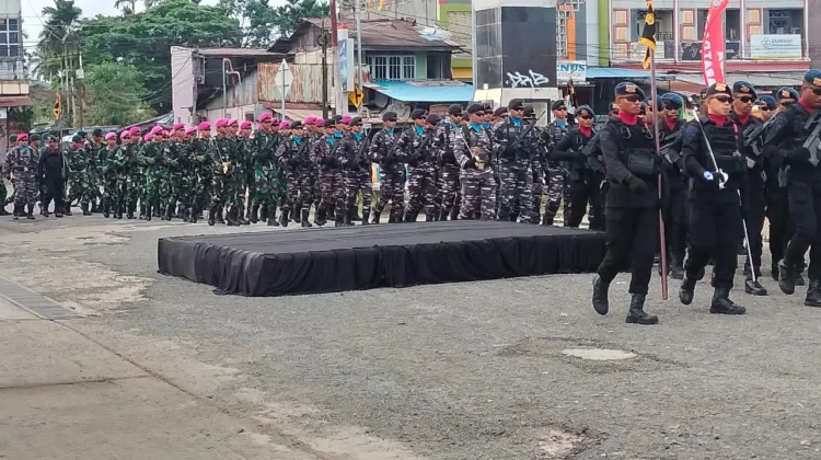 Wakapolda Papua Barat Daya Pimpin Upacara Hari Bhayangkara ke-80