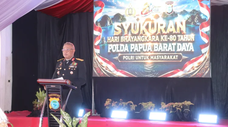 Dua Personel Polres Tambrauw Terima Penghargaan di Hari Bhayangkara ke-80