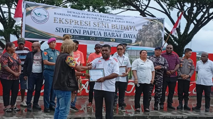 Ekspresi Seni Budaya Simfoni Papua Barat Daya