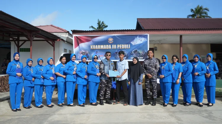 Koarmada III Peduli, Kunjungi Panti Asuhan Muhammadiyah Aimas dan Griya Lansia