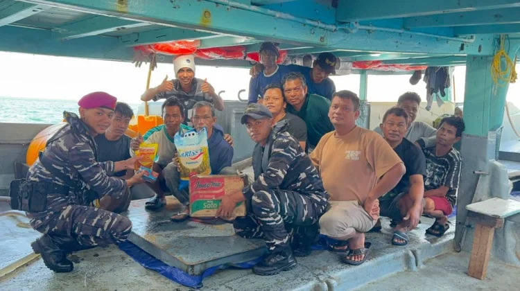 Pengabdian Prajurit Jalasena, Koarmada III Gelar Baksos dan Bakkes