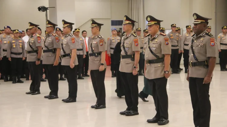 Kapolda Papua Barat Daya Pimpin Sertijab Terhadap 3 Pejabat Utama PBD