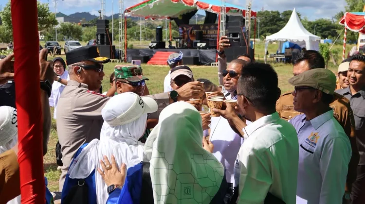 Berita Foto - Kapolda Papua Barat Daya Hadiri Pembukaan Festival Rakyat ...