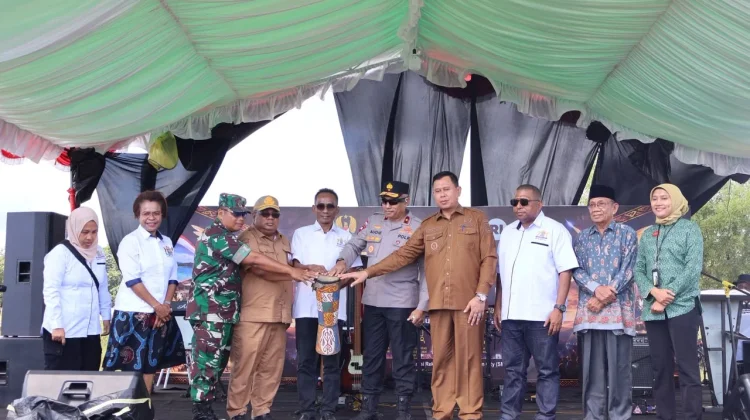 Kapolda Papua Barat Daya Hadiri Pembukaan Festival Rakyat 2026