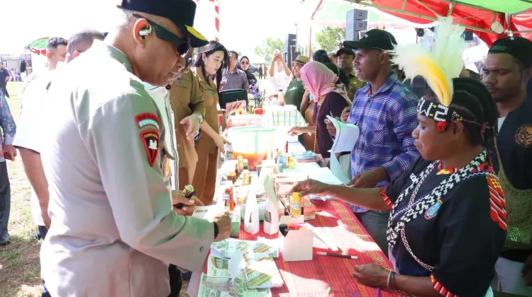 Kapolda Papua Barat Daya Hadiri Pembukaan Festival Rakyat 2026