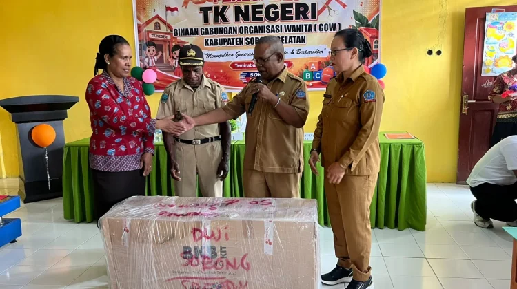 Peresmian TK Negeri Binaan GOW Sorong Selatan