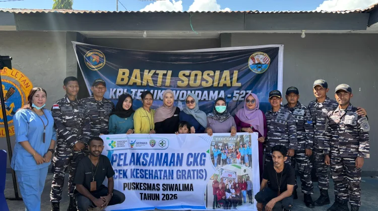 Tindaklanjuti Arahan Pangkoarmada III, Kri Teluk Wondama-527 Melaksanakan Baksos