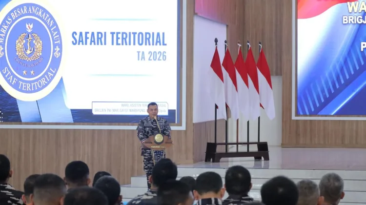 dalam Rangka Safari Teritorial, Waaster Berkunjung ke Koarmada III