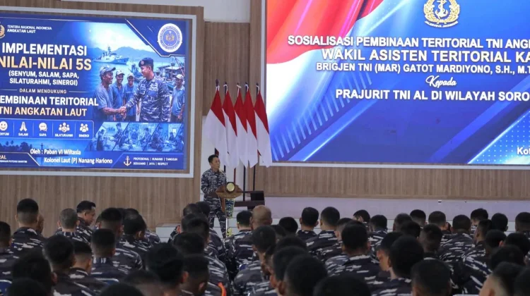 dalam Rangka Safari Teritorial, Waaster Berkunjung ke Koarmada III