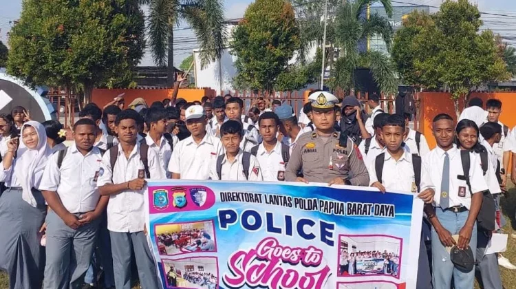 Ditlantas Polda PBD Tanamkan Disiplin dan Kesadaran Berlalu Lintas pada Pelajar