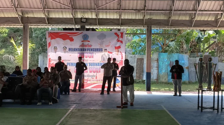 Pembukaan Turnamen Bola Voli Sambut HUT Sorong Selatan dan HUT RI
