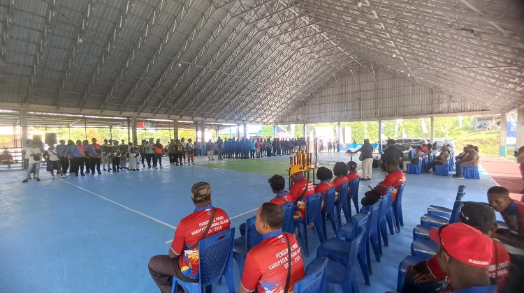 Pembukaan Turnamen Bola Voli Sambut HUT Sorong Selatan dan HUT RI