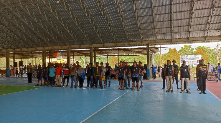 Pembukaan Turnamen Bola Voli Sambut HUT Sorong Selatan dan HUT RI