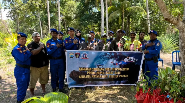 Ditpolairud Polda PBD Laksanakan Sambang Nusa Presisi di Pulau Soop